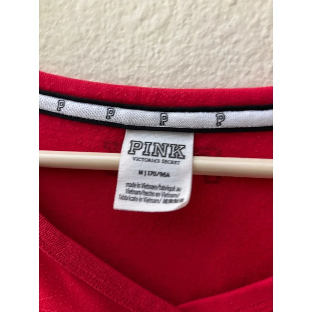 PINK Victoria's Secret Red "86" Cropped Jersey T Shirt Top Womens Medium
A842 - Picture 3 of 4